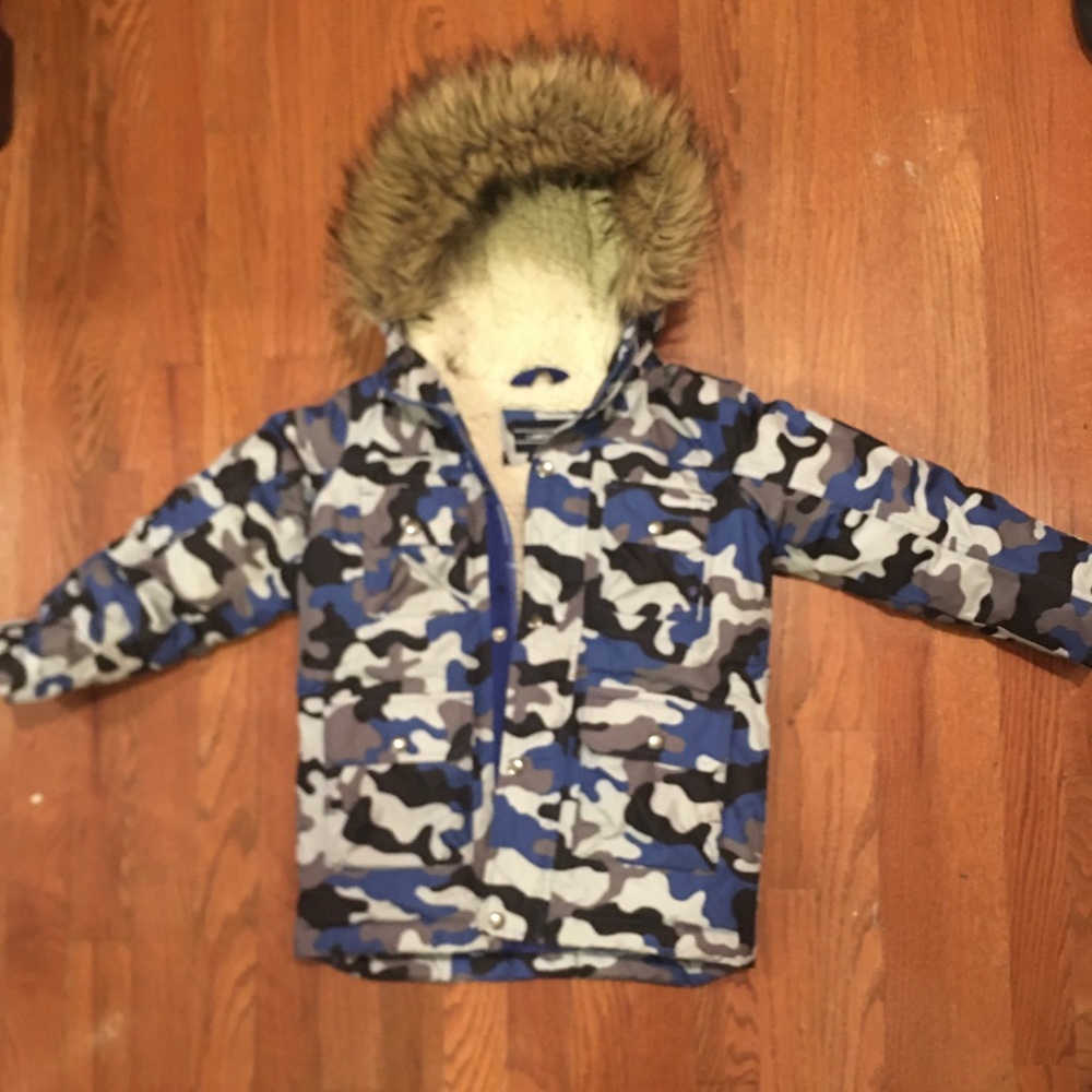Boys Sherpa lined blue camo winter coat